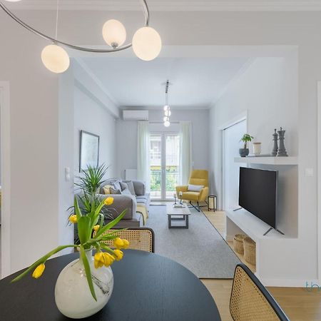 Sun-Splashed 2-Bdr Corner Apartment With Hillside Views! 아테네 외부 사진